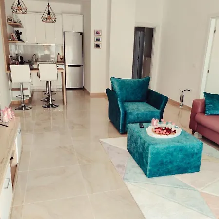 Terrace Apt. *
