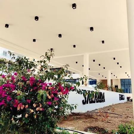 Terrace Apt. Apartamento Sarandë